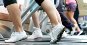 ventajas-de-ir-al-gimnasio-572x296
